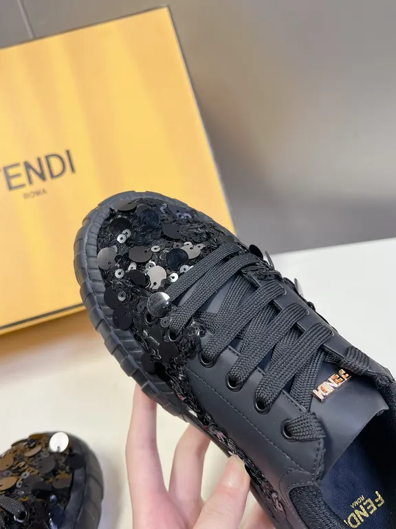 Fendi Shoe 